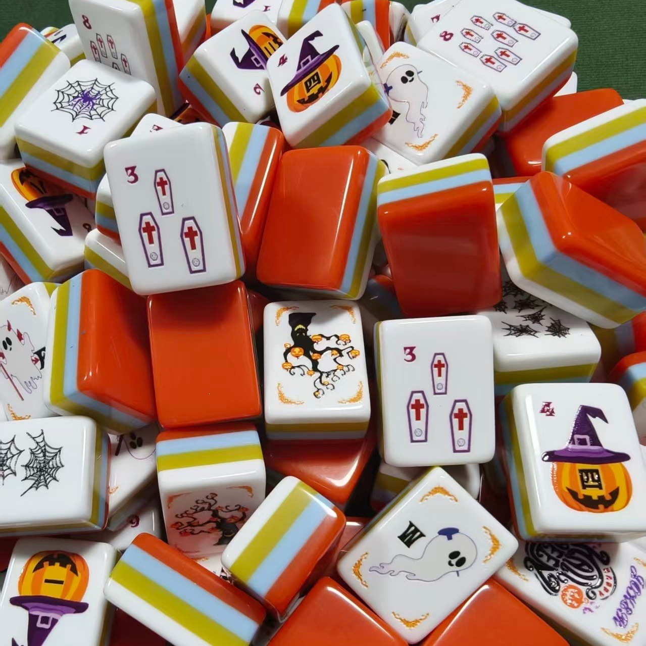 Board Game Web - Halloween Themed American Mahjong Set 160Pcs